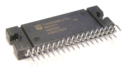 TDA8588BJ / микросхема /